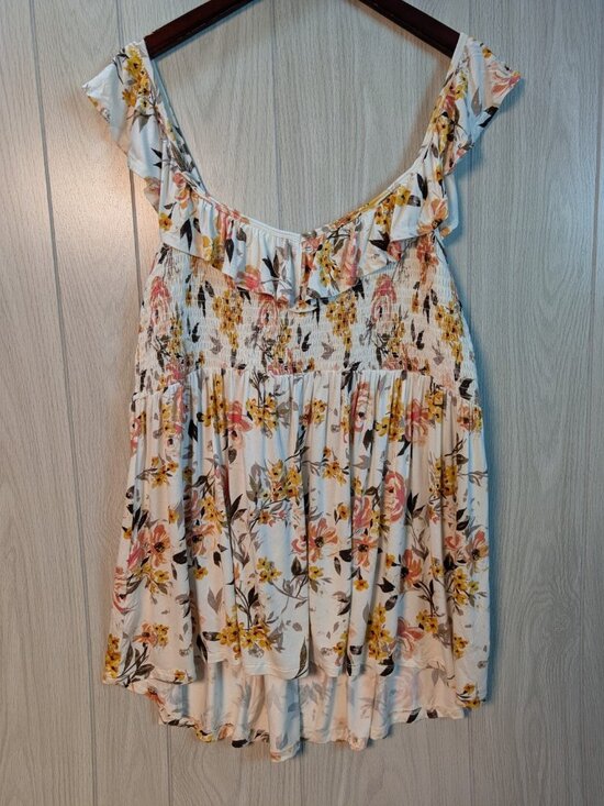 Torrid Babydoll Ruffle Shoulder Tank Casella NWT New 2X 2XL Sleeveless Blouse - Picture 1 of 5